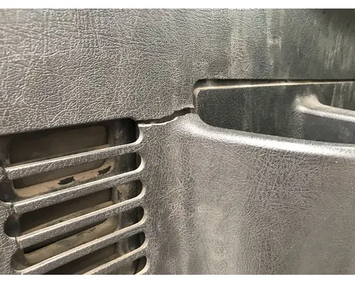 Volvo VNL Door Assembly, Front