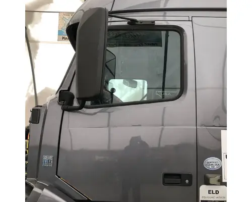 Volvo VNL Door Assembly, Front