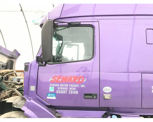 Volvo VNL Door Assembly, Front