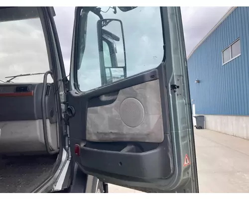 Volvo VNL Door Assembly, Front