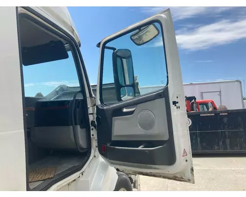 Volvo VNL Door Assembly, Front