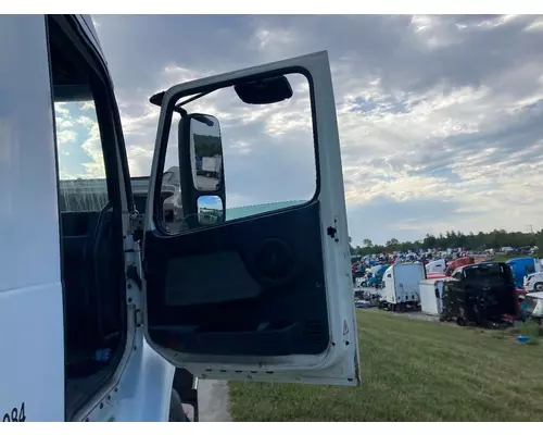 Volvo VNL Door Assembly, Front