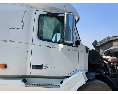 Volvo VNL Door Assembly, Front