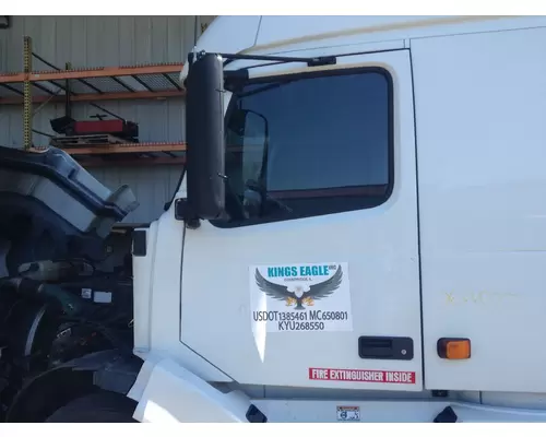 Volvo VNL Door Assembly, Front