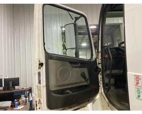 Volvo VNL Door Assembly, Front