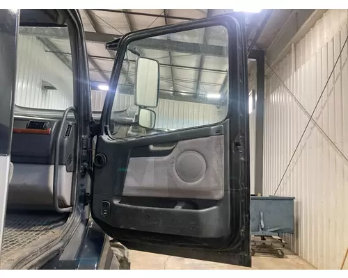 Volvo VNL Door Assembly, Front