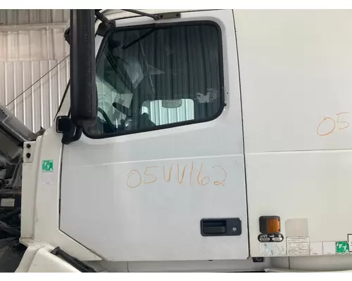 Volvo VNL Door Assembly, Front