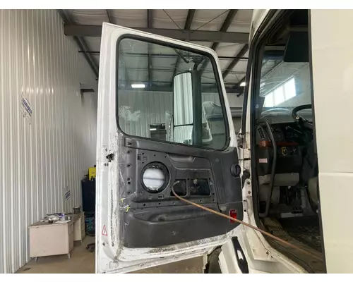 Volvo VNL Door Assembly, Front