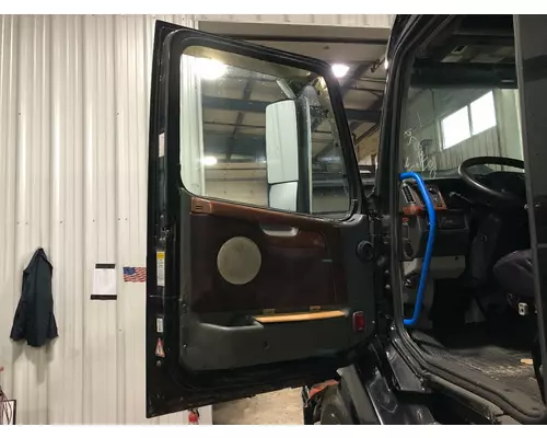 Volvo VNL Door Assembly, Front