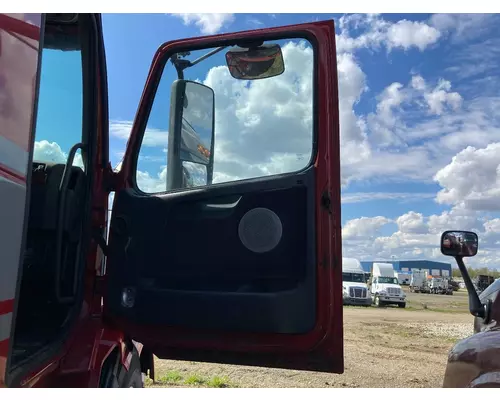 Volvo VNL Door Assembly, Front