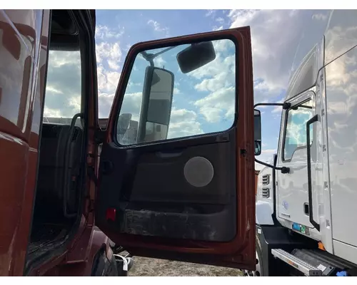 Volvo VNL Door Assembly, Front