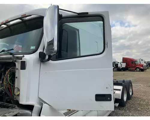 Volvo VNL Door Assembly, Front