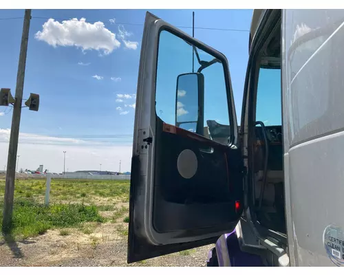 Volvo VNL Door Assembly, Front