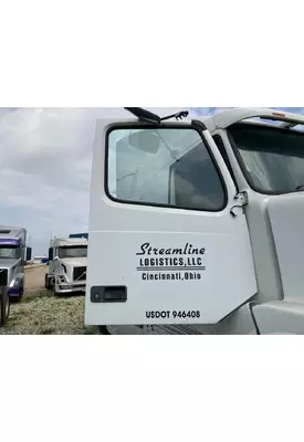 Volvo VNL Door Assembly, Front