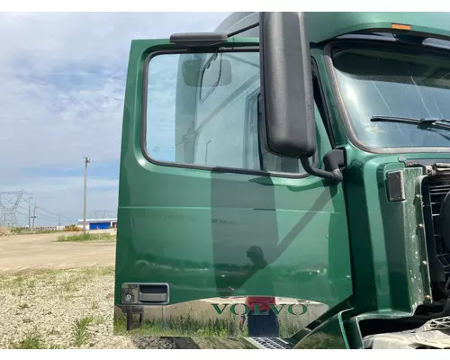 Volvo VNL Door Assembly, Front