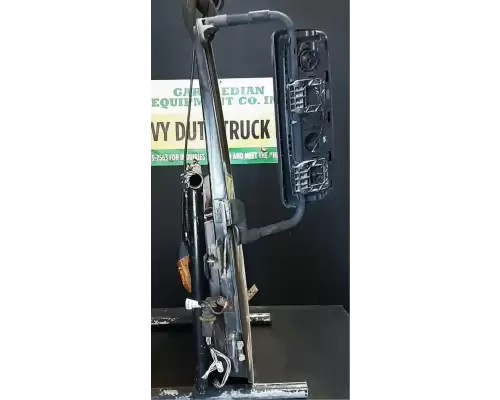 Volvo VNL Door Assembly, Front