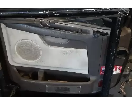 Volvo VNL Door Assembly, Front