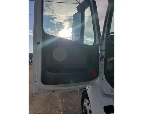 Volvo VNL Door Assembly, Front