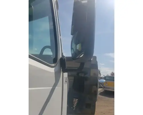 Volvo VNL Door Assembly, Front