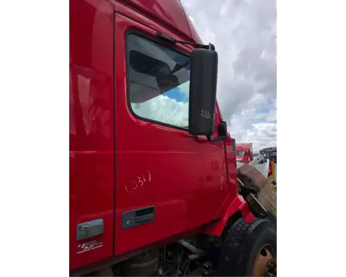 Volvo VNL Door Assembly, Front