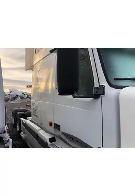 Volvo VNL Door Assembly, Front