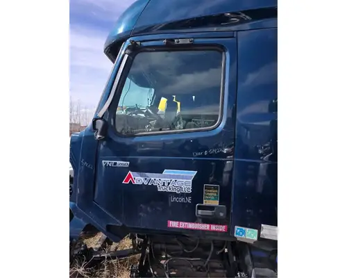 Volvo VNL Door Assembly, Front