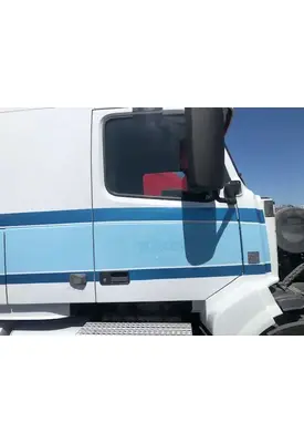 Volvo VNL Door Assembly, Front
