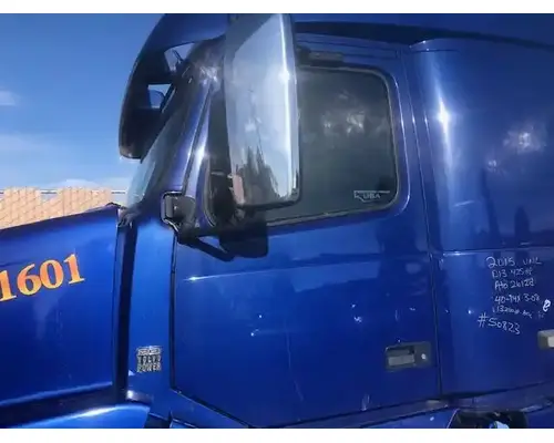 Volvo VNL Door Assembly, Front