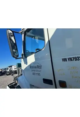 Volvo VNL Door Assembly, Front