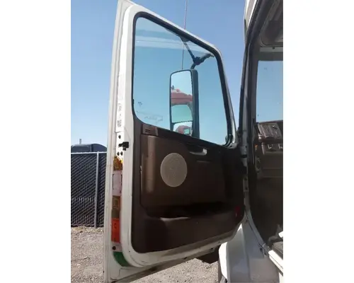 Volvo VNL Door Assembly, Front