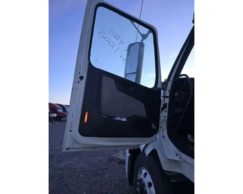Volvo VNL Door Assembly, Front