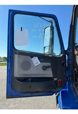 Volvo VNL Door Assembly, Front