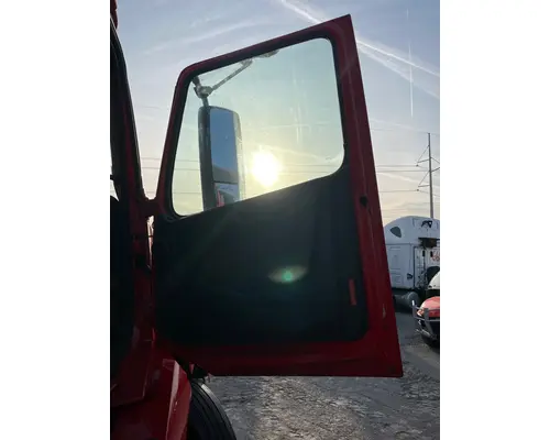 Volvo VNL Door Assembly, Front