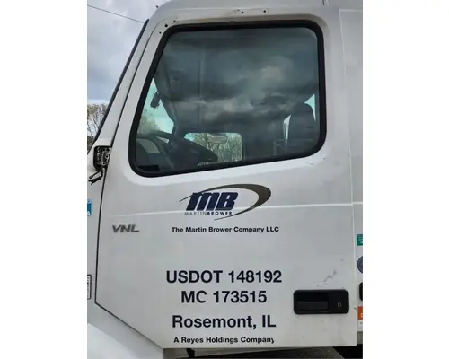 Volvo VNL Door Assembly, Front