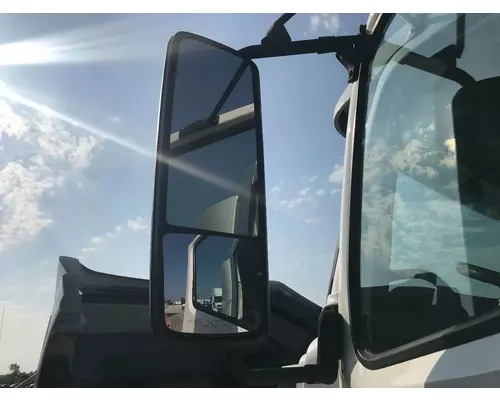 Volvo VNL Door Mirror