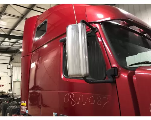 Volvo VNL Door Mirror