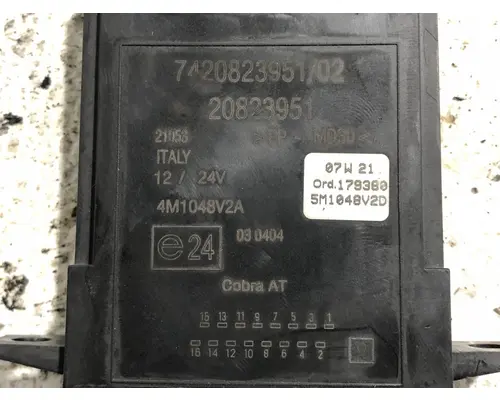 Volvo VNL Electrical Misc. Parts