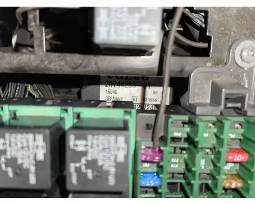 Volvo VNL Electrical Misc. Parts