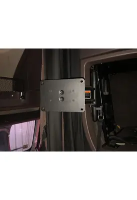 Volvo VNL Engine Brackets, Misc.