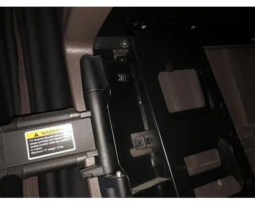 Volvo VNL Engine Brackets, Misc.