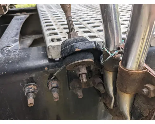 Volvo VNL Exhaust Assembly