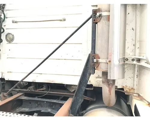 Volvo VNL Exhaust Assembly