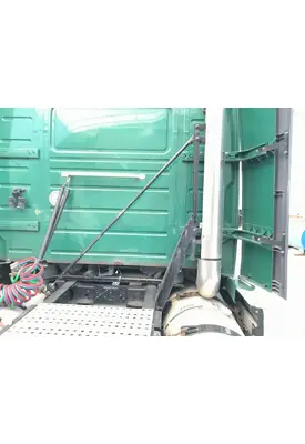 Volvo VNL Exhaust Assembly