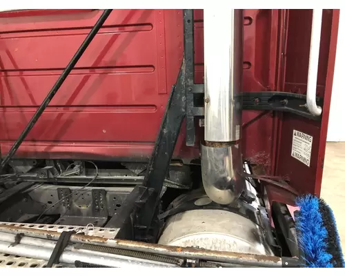Volvo VNL Exhaust Assembly