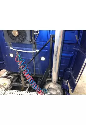 Volvo VNL Exhaust Bracket