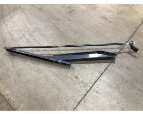 Volvo VNL Exhaust Bracket