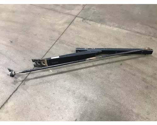 Volvo VNL Exhaust Bracket