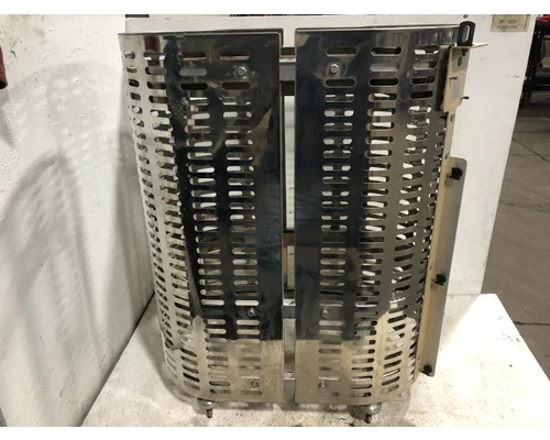 Volvo VNL Exhaust Guard