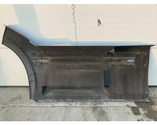 Volvo VNL Fairing (Side)