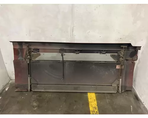 Volvo VNL Fairing (Side)